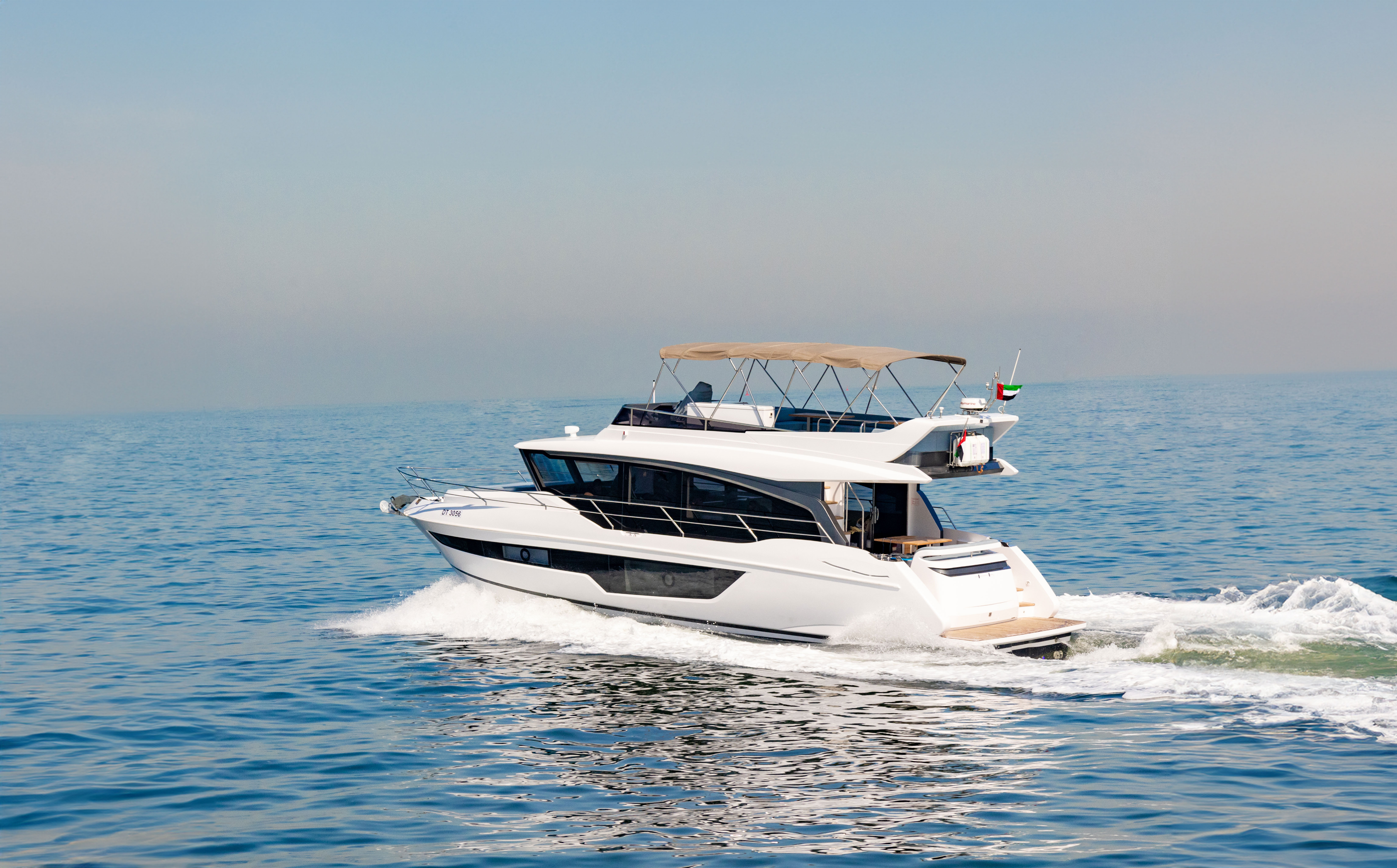 yacht