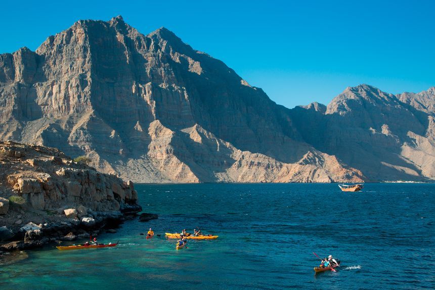 Best Time to Visit Musandam in 2026 | Dolphin Watching, Dhow Cruises & Snorkeling