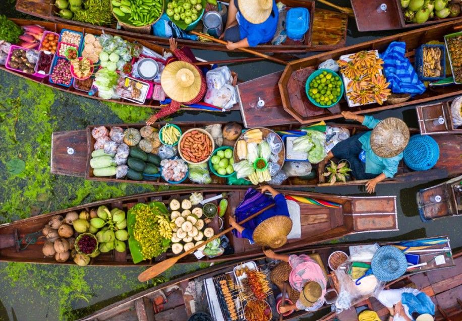 Planning Your Day Trip to a Floating Market in Thailand