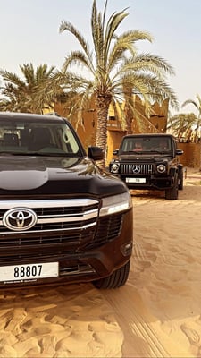 G-Class Private Safari vs Shared VIP Safari: Which Is Worth It?